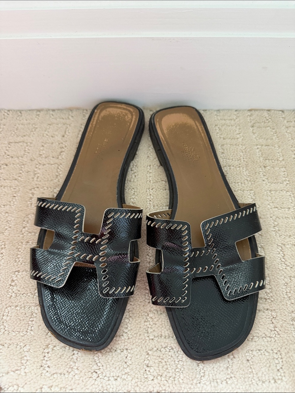 Hermes Oran Black Leather Slide Sandals with Contrast Stitching